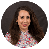 Portrait d'un membre de l'équipe dévouée de Pluri-elles Manitoba au service de la communauté.