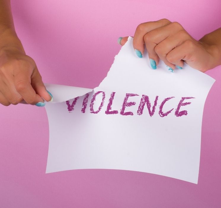 Formation professionnelle sur les procédures de dévoilement et de signalement en milieu éducatif chez Pluri-elles, Winnipeg.