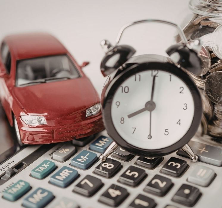 Formation en gestion de l'argent pour apprendre à bâtir son crédit et gérer son budget au Manitoba avec Pluri-elles.